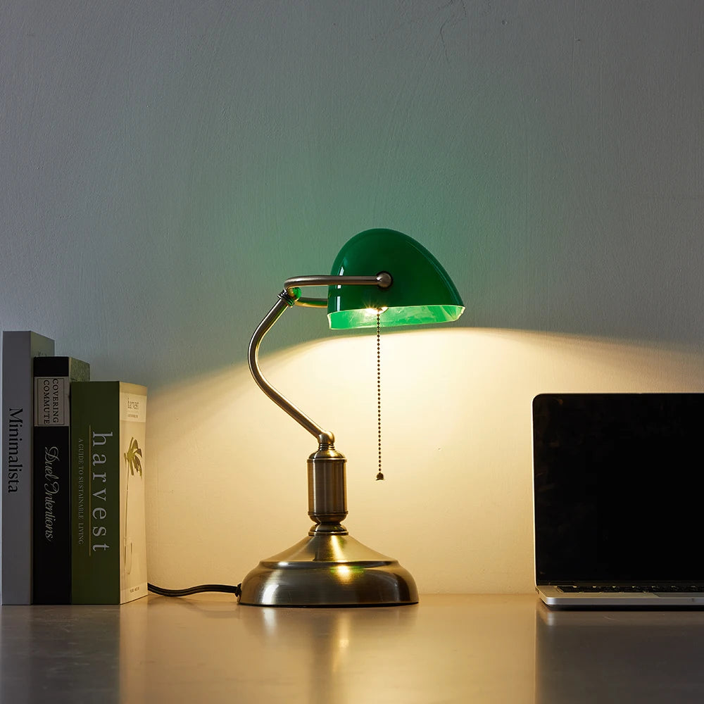 Abajur de Mesa Estilo Banco – Design Clássico Moderno com Cúpula Verde